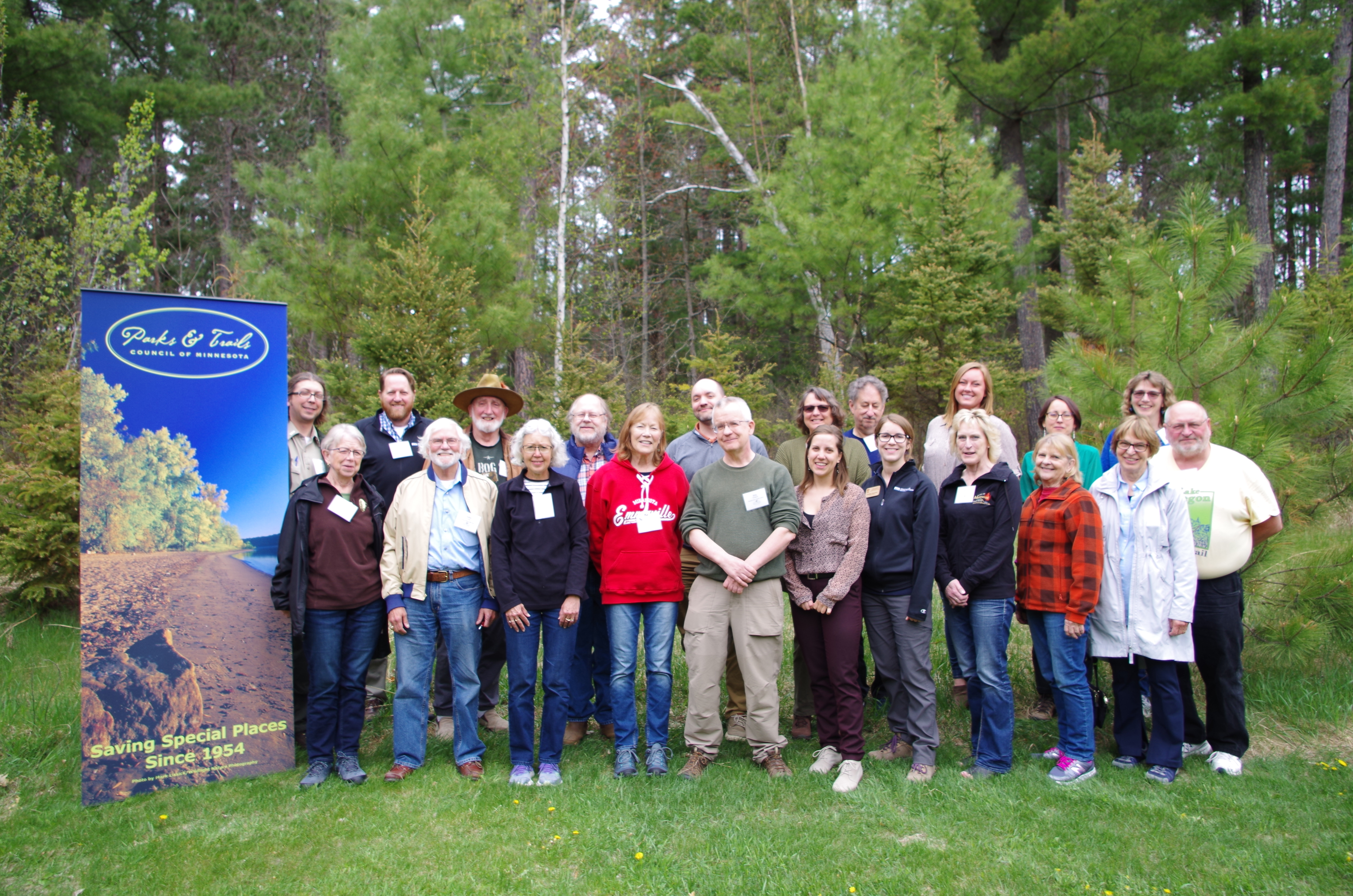 group picture outside with all workshop attendees